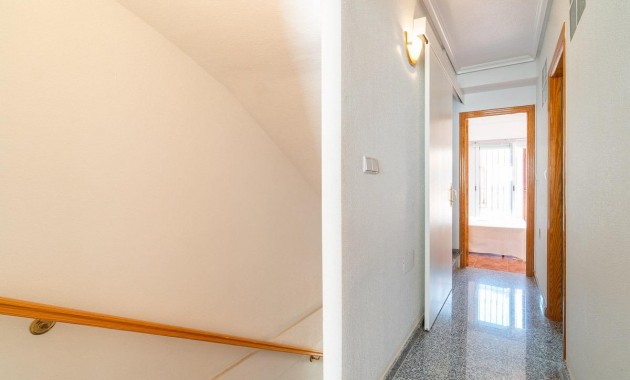 Herverkoop - Terraced house -
Orihuela Costa - Playa Flamenca