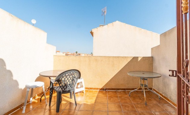 Herverkoop - Terraced house -
Orihuela Costa - Playa Flamenca