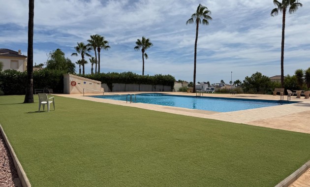Herverkoop - Villa -
Orihuela Costa - Villamartín-Las Filipinas