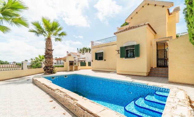 Herverkoop - Villa -
Orihuela Costa - Villamartín-Las Filipinas