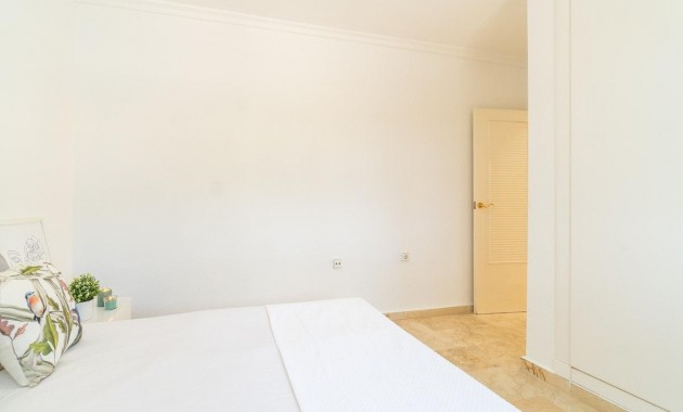 Herverkoop - Villa -
Orihuela Costa - Villamartín-Las Filipinas