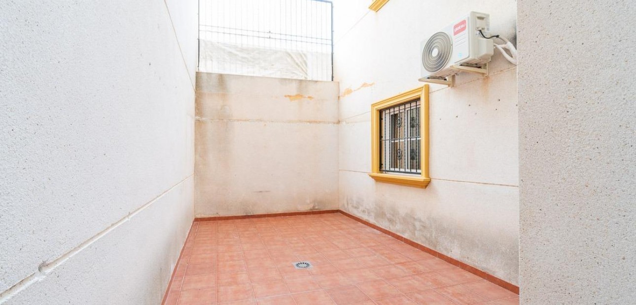 Herverkoop - Ground Floor -
Orihuela Costa - Lomas de Cabo Roig-Los Dolses