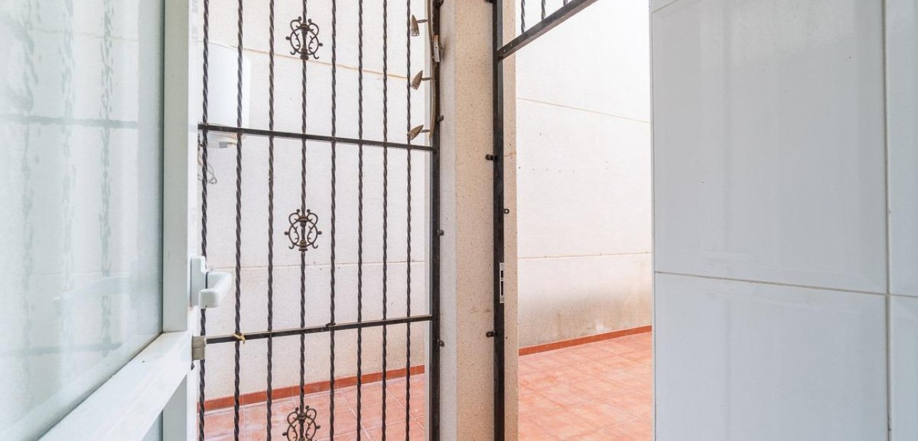 Herverkoop - Ground Floor -
Orihuela Costa - Lomas de Cabo Roig-Los Dolses