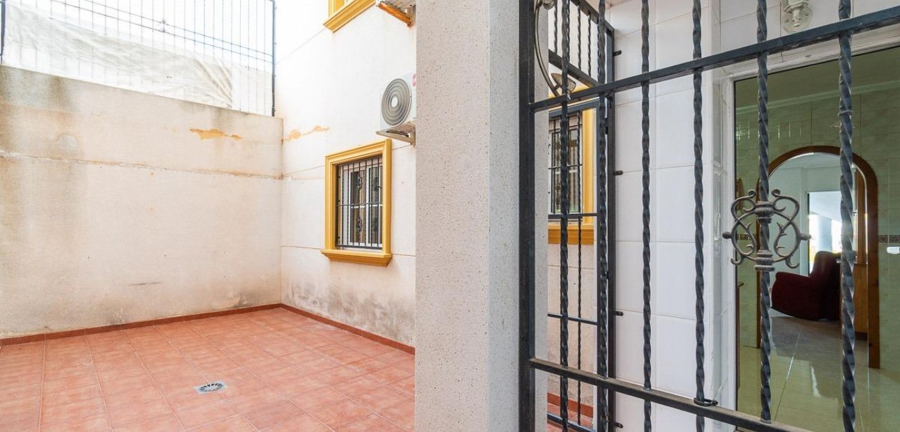 Herverkoop - Ground Floor -
Orihuela Costa - Lomas de Cabo Roig-Los Dolses