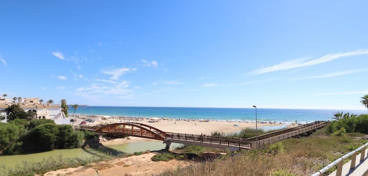 Sale - Penthouse -
Pilar de la Horadada - Pueblo Latino