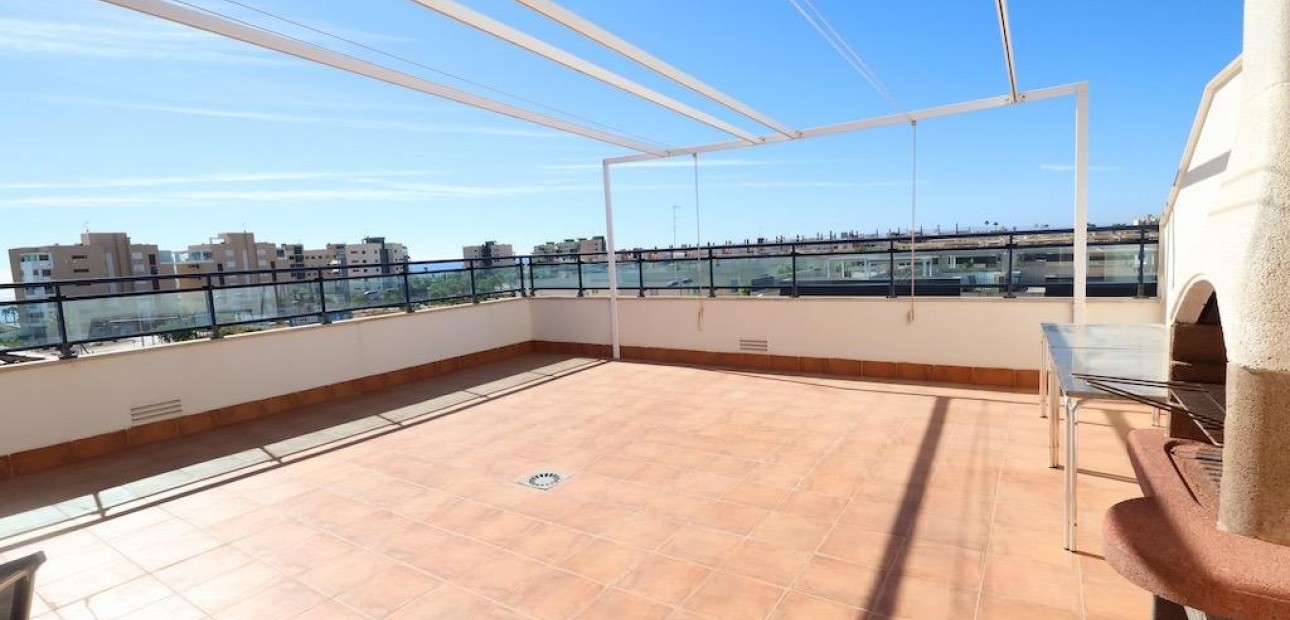 Sale - Penthouse -
Pilar de la Horadada - Pueblo Latino