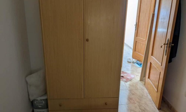 Herverkoop - Appartement / flat -
Torrevieja - Estacion de autobuses