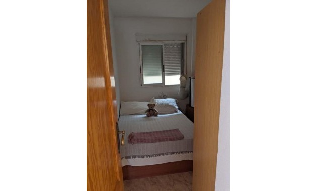 Herverkoop - Appartement / flat -
Torrevieja - Estacion de autobuses