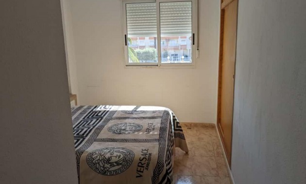 Herverkoop - Appartement / flat -
Torrevieja - Estacion de autobuses