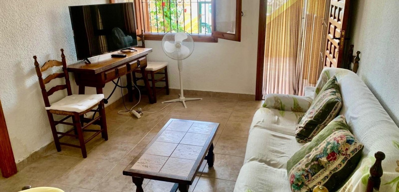 Herverkoop - Bungalow -
Torrevieja - La Mata