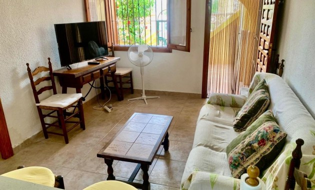 Herverkoop - Bungalow -
Torrevieja - La Mata