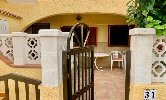 Herverkoop - Bungalow -
Torrevieja - La Mata