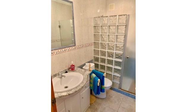 Herverkoop - Bungalow -
Torrevieja - La Mata