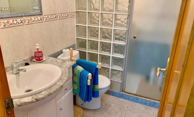 Herverkoop - Bungalow -
Torrevieja - La Mata