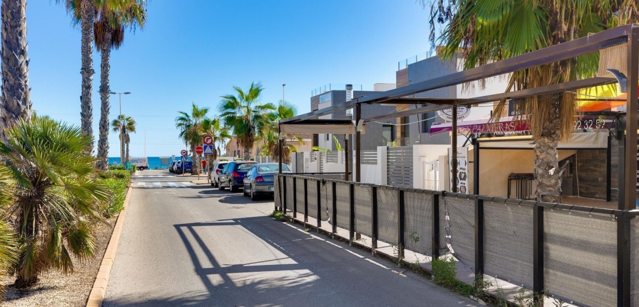 Herverkoop - Bungalow -
Torrevieja - La Mata