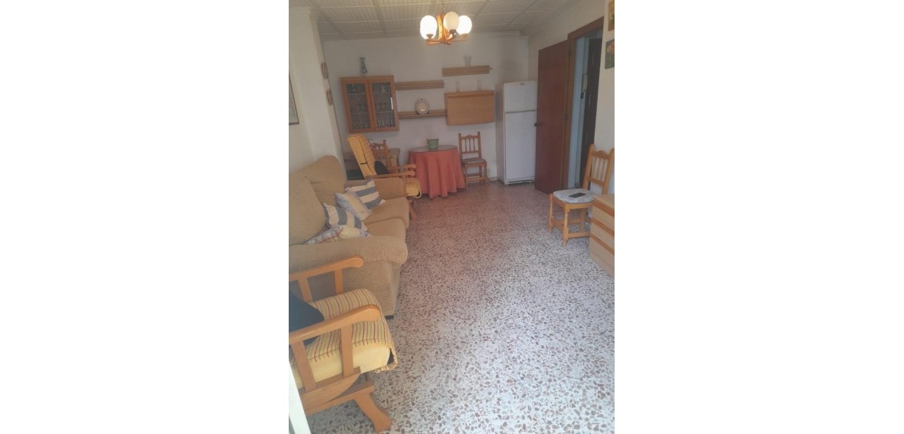 Sale - Apartment / flat -
Torrevieja - Playa del cura