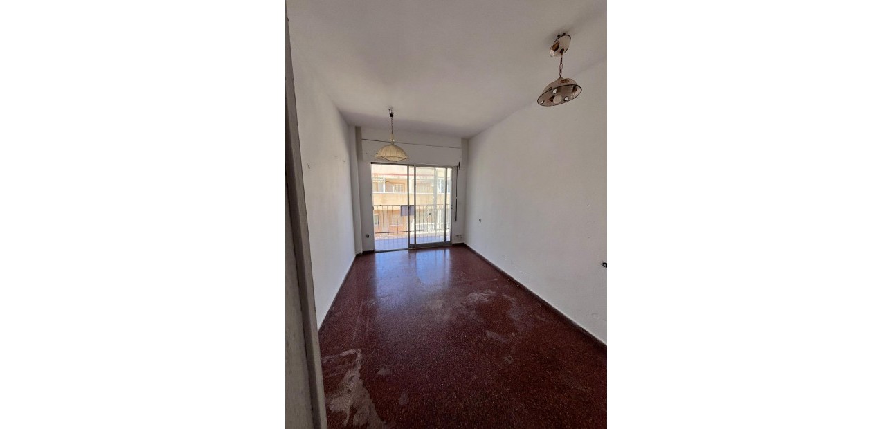 Sale - Studio -
Torrevieja - Playa de los locos