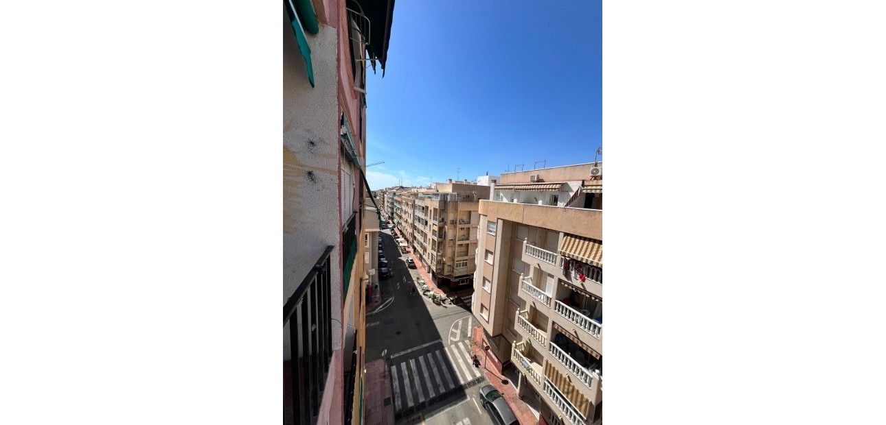 Sale - Studio -
Torrevieja - Playa de los locos