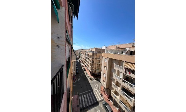 Sale - Studio -
Torrevieja - Playa de los locos