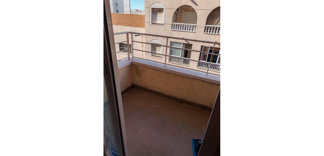 Herverkoop - Appartement / flat -
Torrevieja - torrevieja