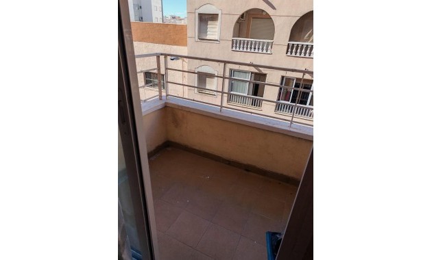 Herverkoop - Appartement / flat -
Torrevieja - torrevieja