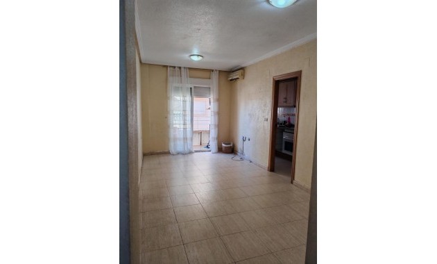 Herverkoop - Appartement / flat -
Torrevieja - torrevieja