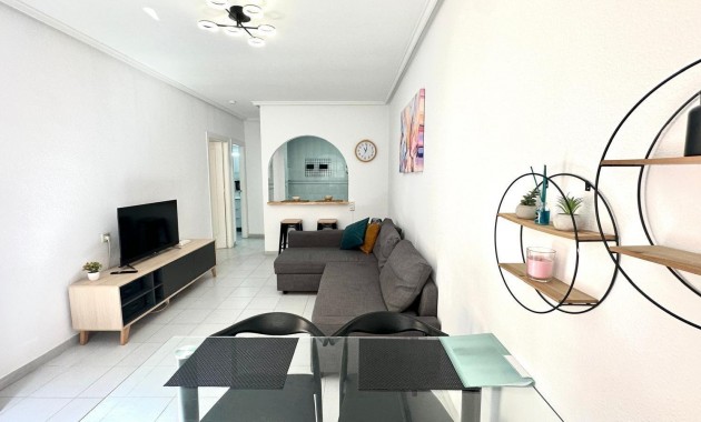 Sale - Apartment / flat -
Torrevieja - Acequion
