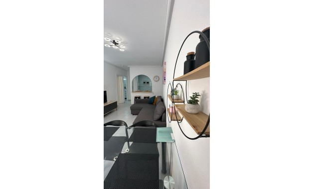 Sale - Apartment / flat -
Torrevieja - Acequion