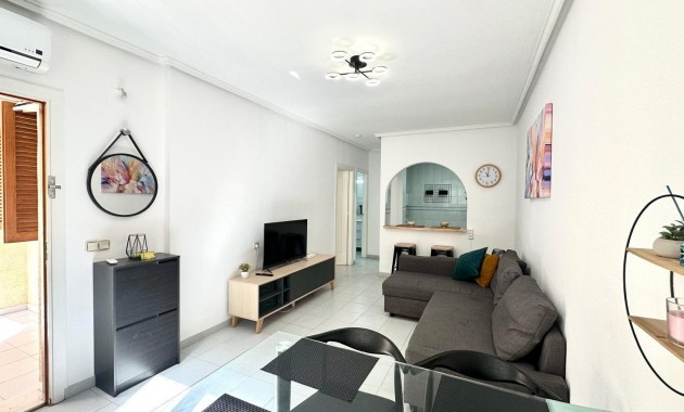 Sale - Apartment / flat -
Torrevieja - Acequion