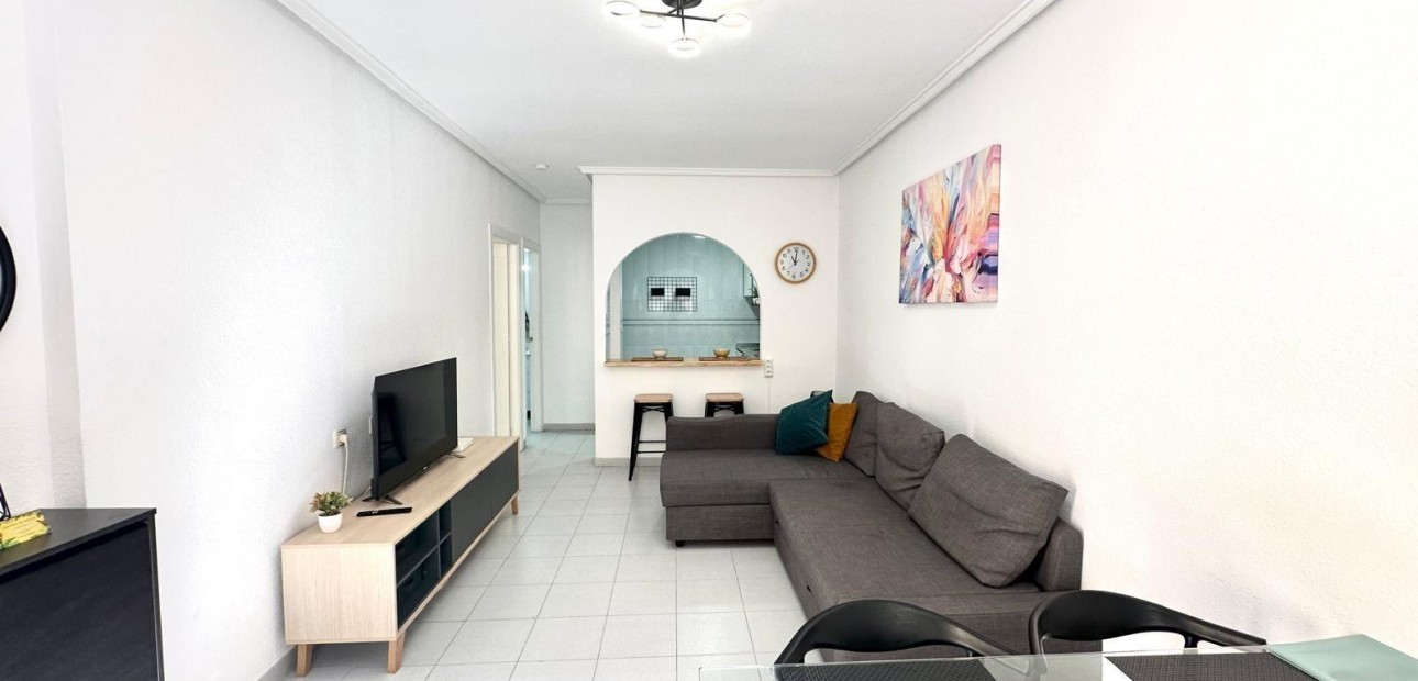 Sale - Apartment / flat -
Torrevieja - Acequion