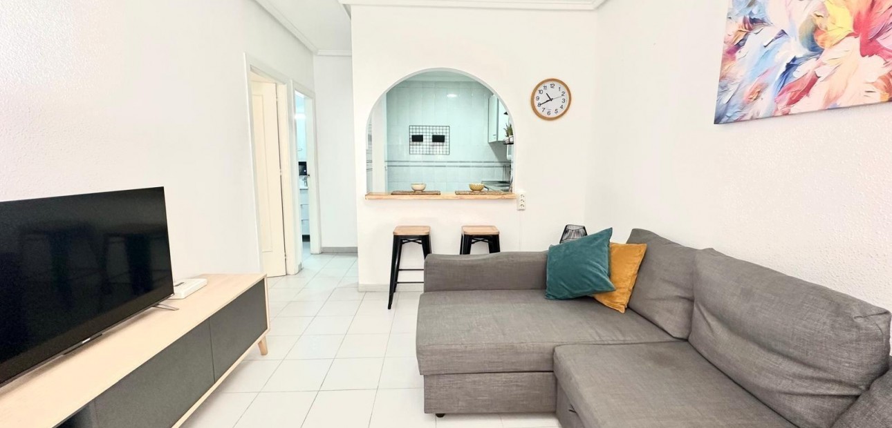 Sale - Apartment / flat -
Torrevieja - Acequion