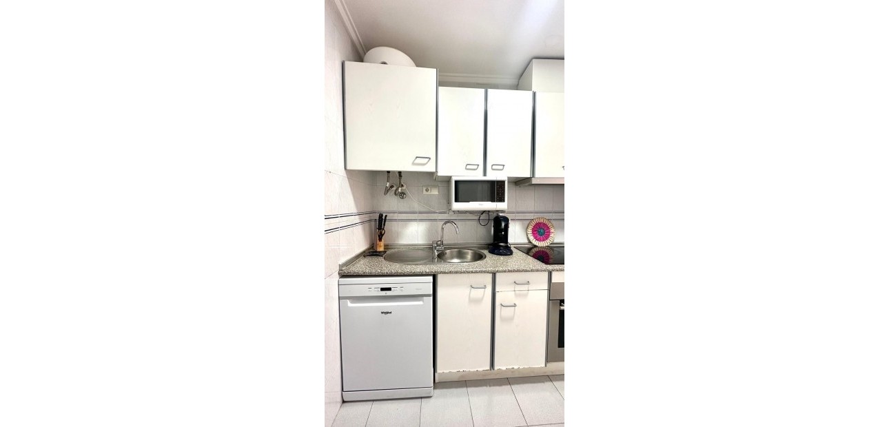 Sale - Apartment / flat -
Torrevieja - Acequion