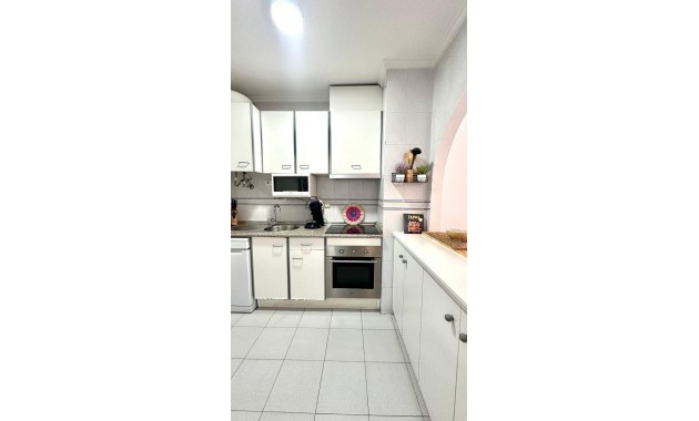 Sale - Apartment / flat -
Torrevieja - Acequion