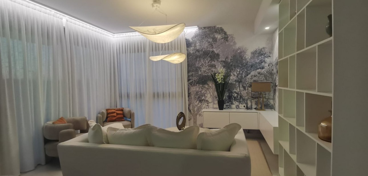 Sale - Modelo Silvia -
Orihuela Costa - Dehesa de campoamor