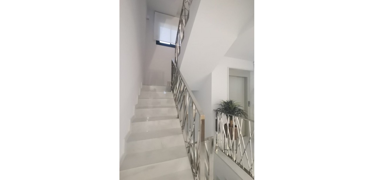 Sale - Modelo Silvia -
Orihuela Costa - Dehesa de campoamor