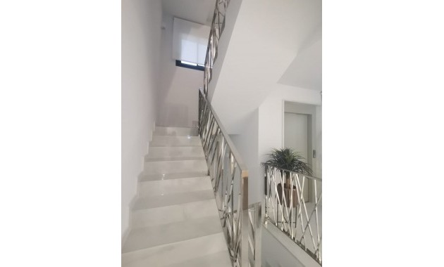 Sale - Modelo Silvia -
Orihuela Costa - Dehesa de campoamor