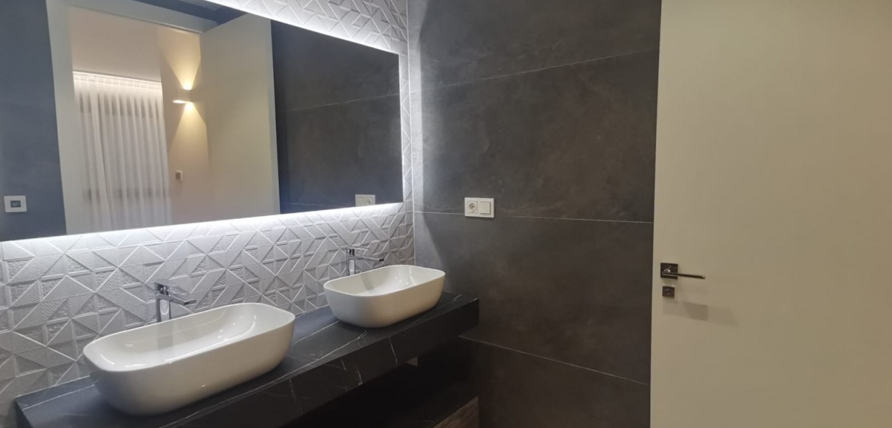 Sale - Modelo Silvia -
Orihuela Costa - Dehesa de campoamor