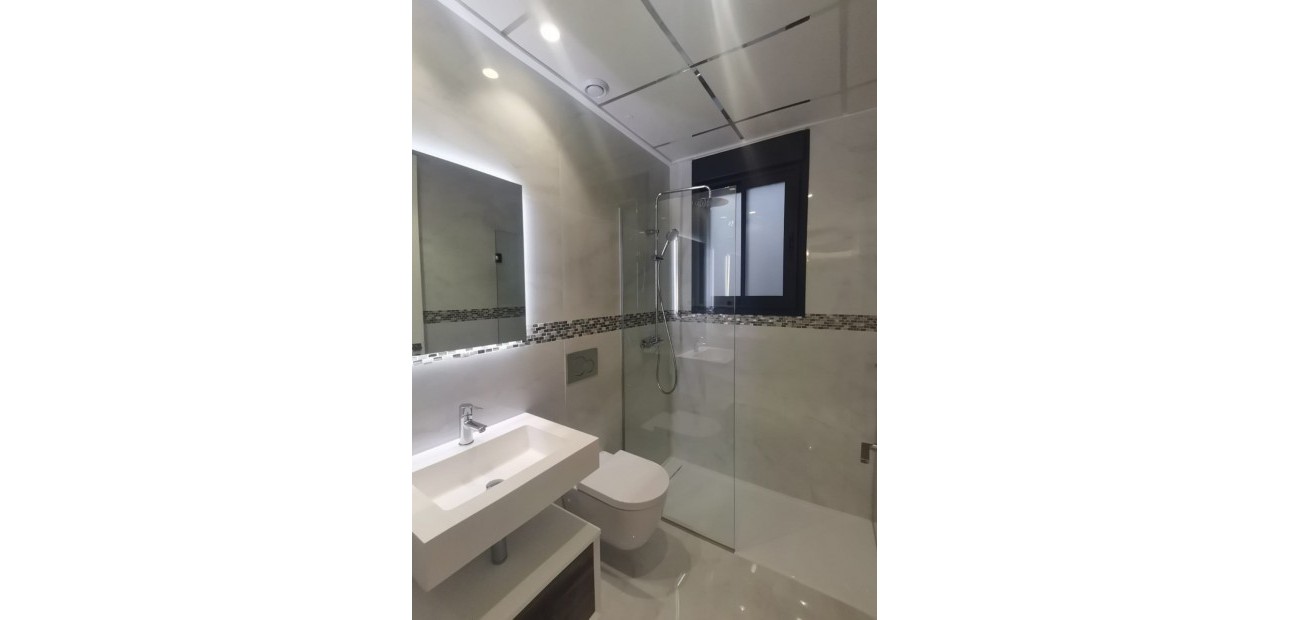 Sale - Modelo Silvia -
Orihuela Costa - Dehesa de campoamor