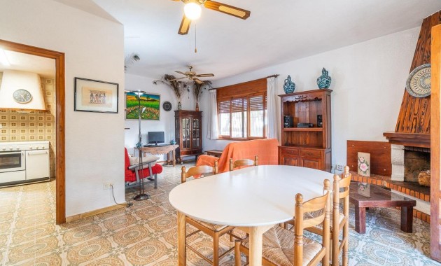 Sale - House -
Pilar de la Horadada - Pinar de Campoverde