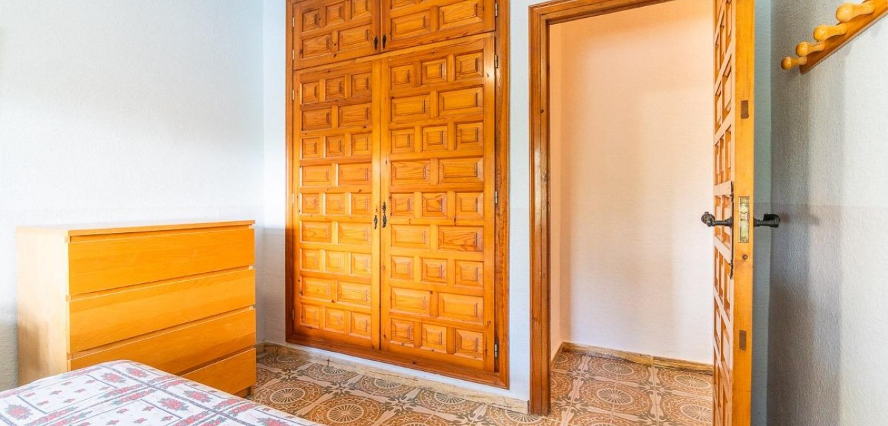 Sale - House -
Pilar de la Horadada - Pinar de Campoverde