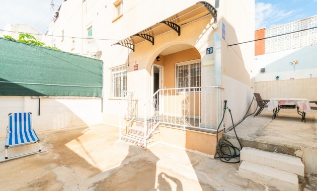 Venta - Bungalow -
Torrevieja - Los balcones