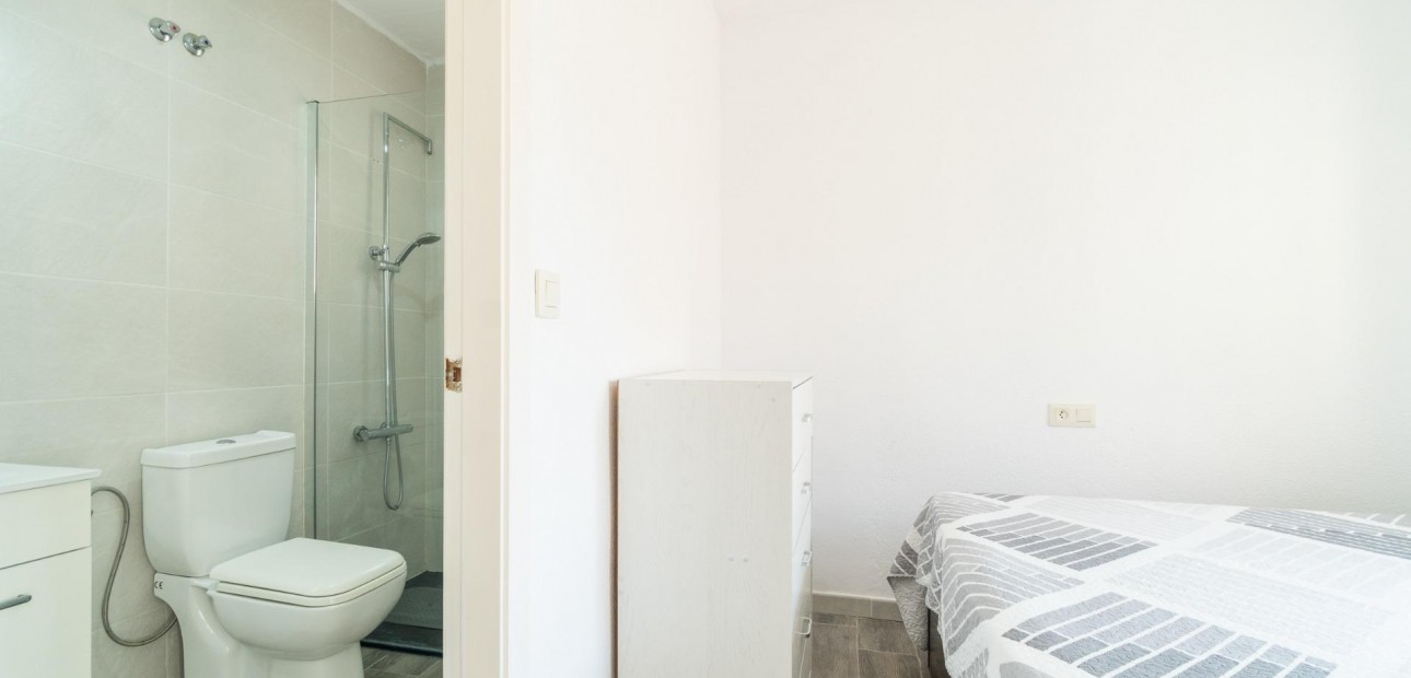 Venta - Bungalow -
Torrevieja - Los balcones