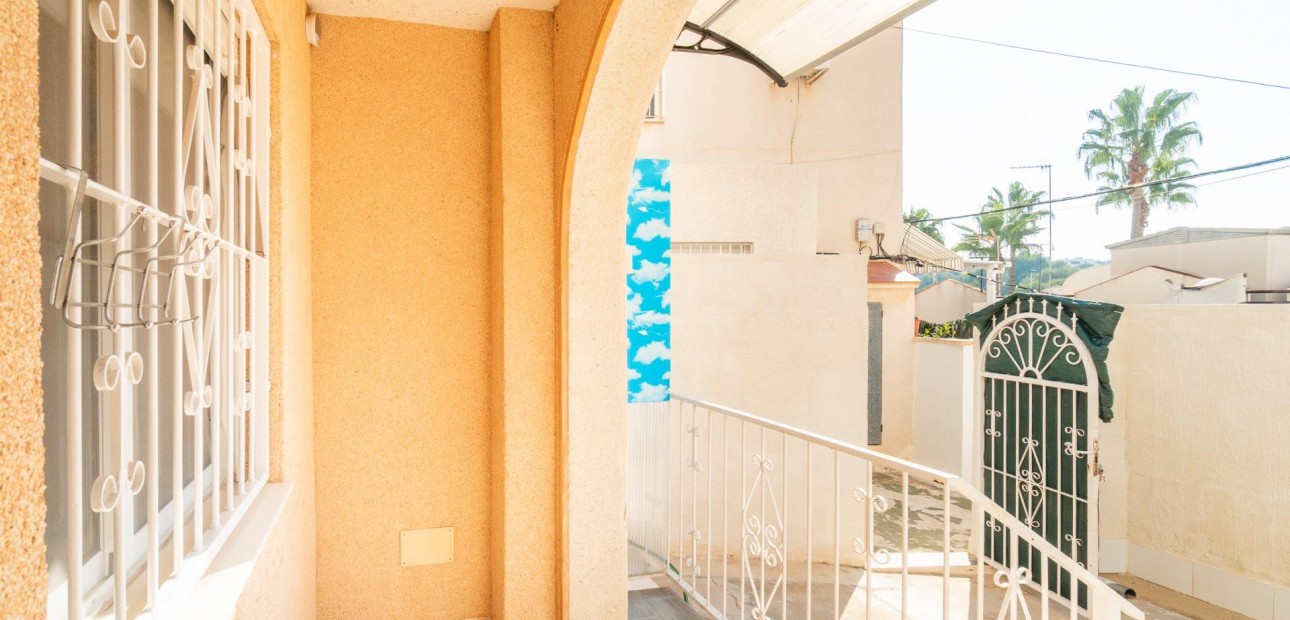 Venta - Bungalow -
Torrevieja - Los balcones