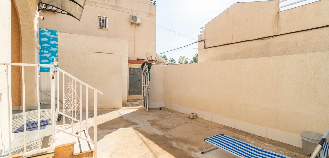Venta - Bungalow -
Torrevieja - Los balcones