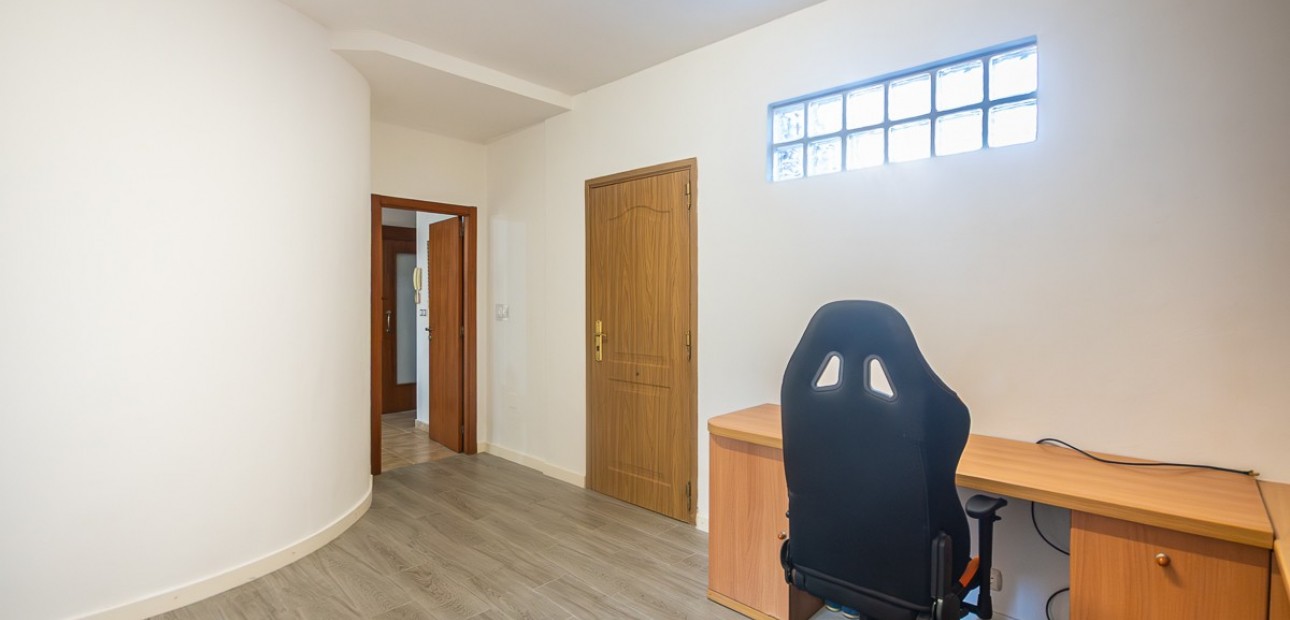 Sale - Villa -
Orihuela - Benferri