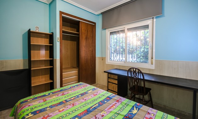 Sale - Villa -
Orihuela - Benferri