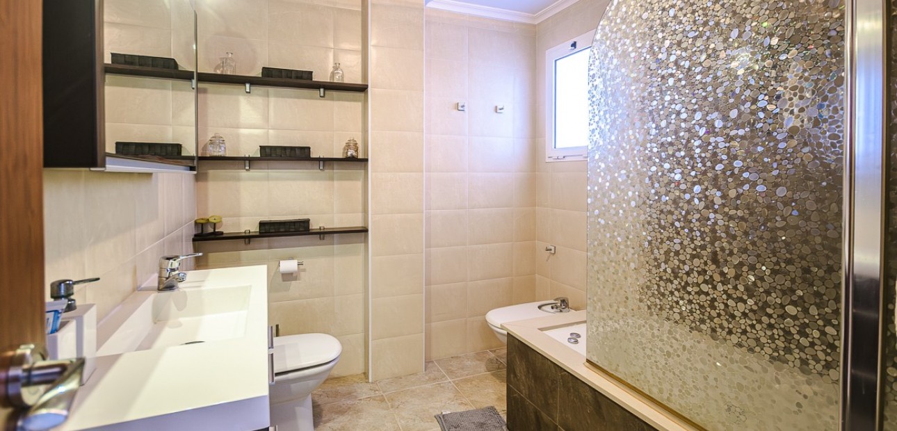 Sale - Villa -
Orihuela - Benferri