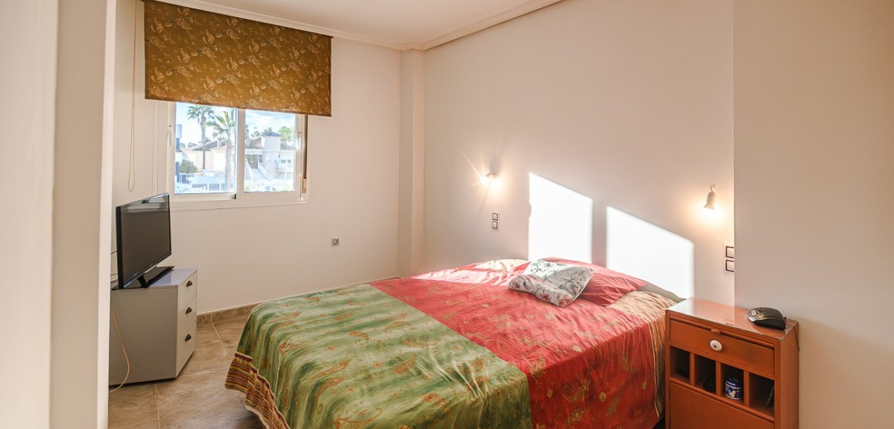 Sale - Villa -
Orihuela - Benferri