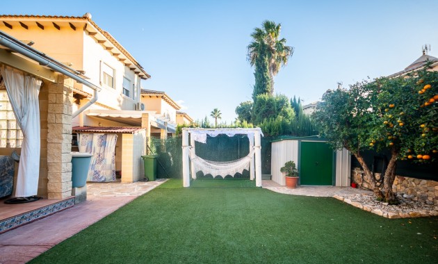 Sale - Villa -
Orihuela - Benferri