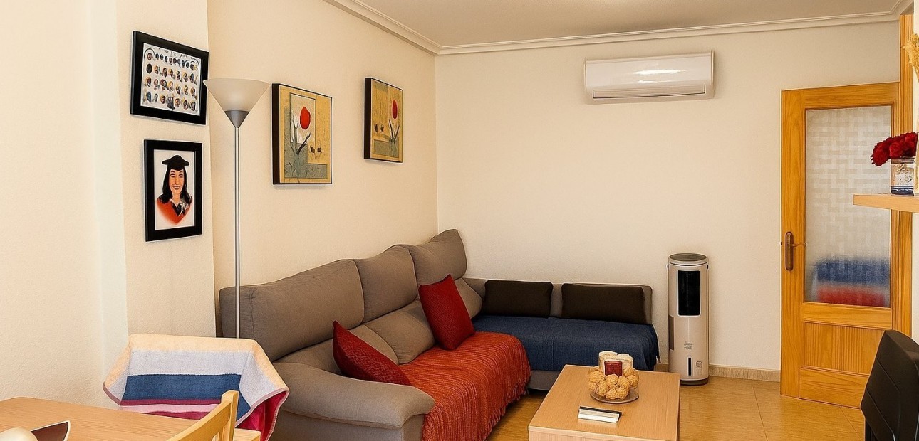 Herverkoop - Appartement / flat -
Formentera del Segura - Formentera - Village